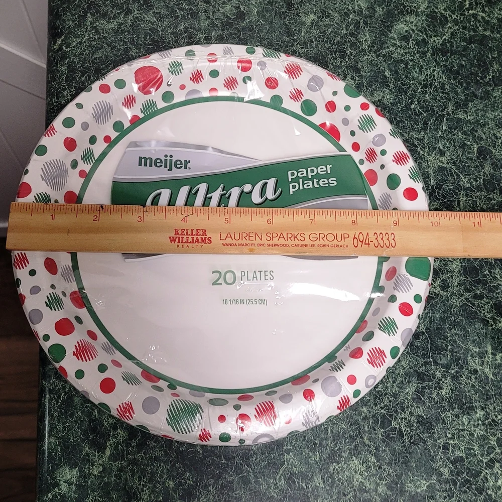 Meijer Ultra Paper Plates - Red, Green, and Gray Dots